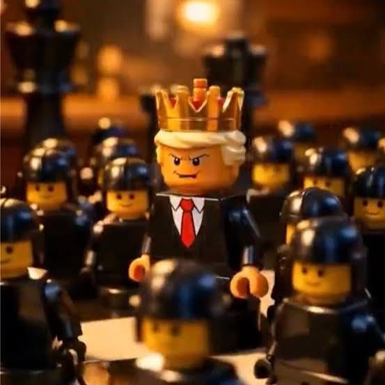Screenshot from Iranian propaganda film showing Trump as king Screenshot from Iranian propaganda film showing Trump as king