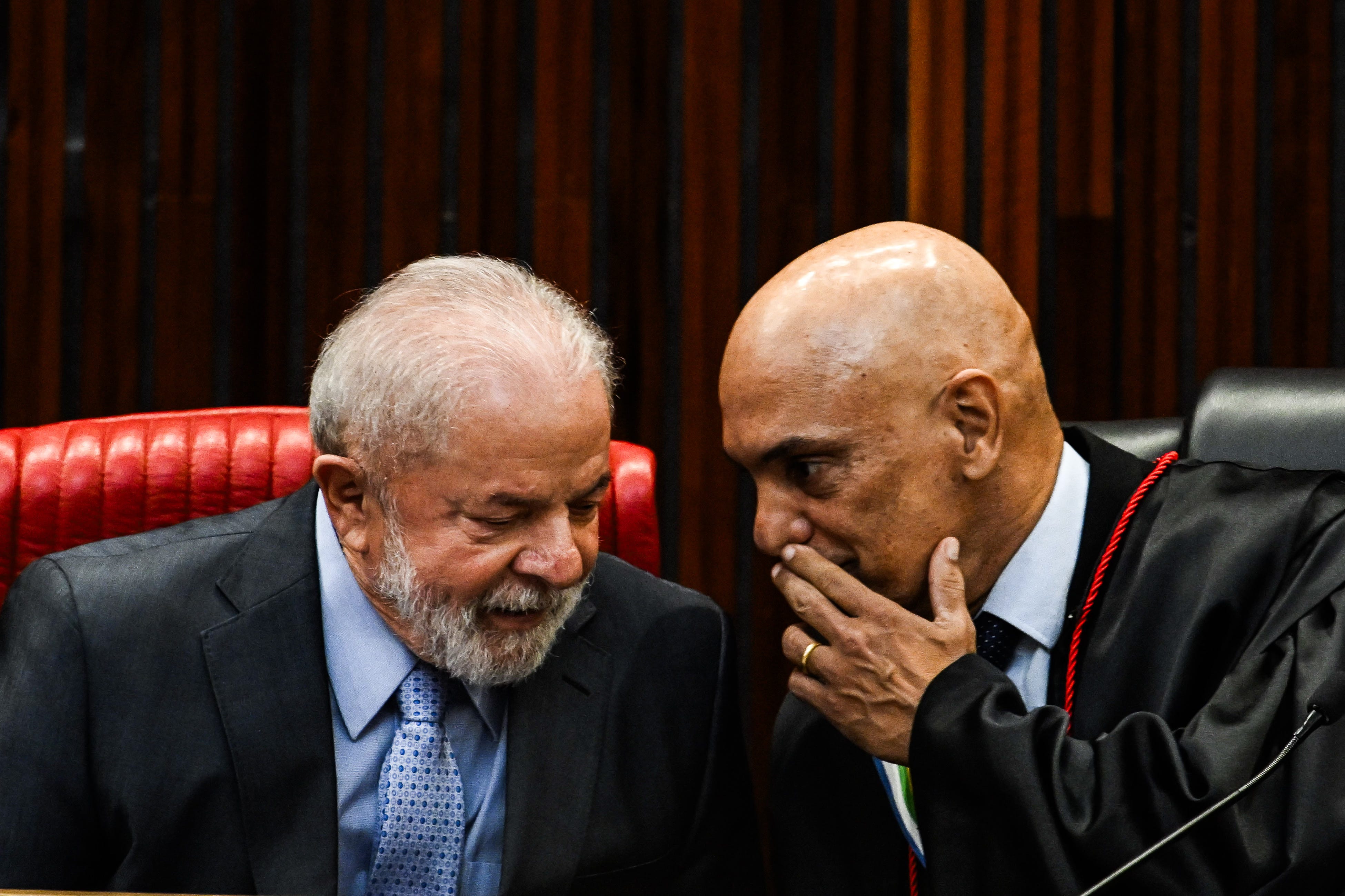 EXCLUSIVO: Novos documentos mostram que o STF utilizou ilegalmente publicações nas redes sociais para incriminar manifestantes pró-Bolsonaro como golpistas