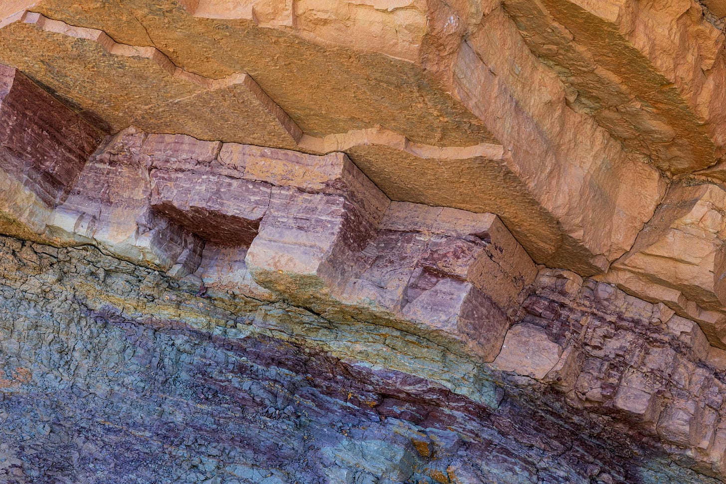Layers of Meaning: Context Graphs, Graph Memory, and Ontologies for AI. The Year of the Graph Newsletter Vol. 31, Summer 2026