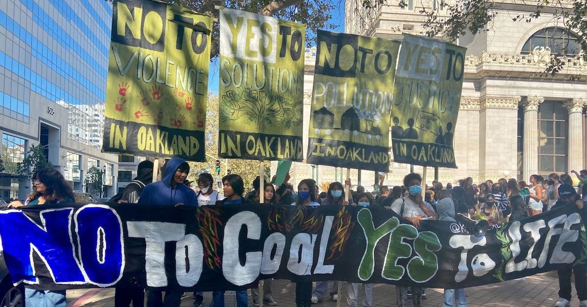 Students march in Oakland against climate injustice Students march in Oakland against climate injustice