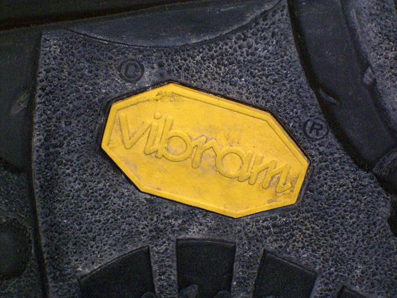 File:Vibram-Logo.jpg - Wikimedia Commons