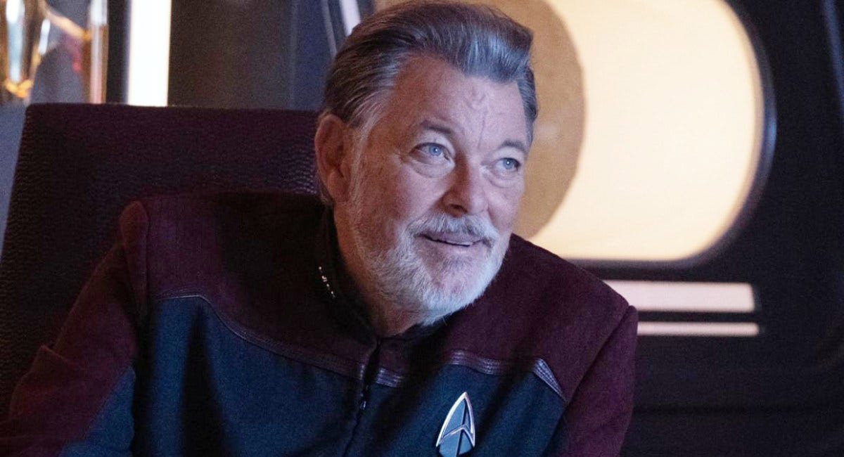 Director Jonathan Frakes Says Starfleet Academy Is Geared Toward "Hardcore Star Trek Fans"