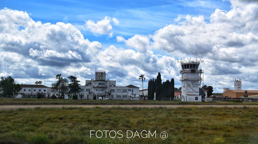 BASE AÉREA DE TALAVERA LA REAL (LEBZ) / EJÉRCITO DEL AIRE … | Flickr