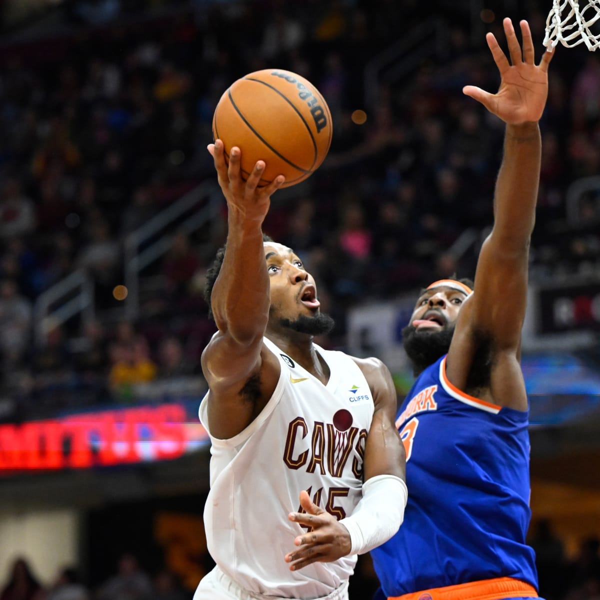 Donovan Mitchell Tortures His Hometown Knicks As Cavs Run Win Streak To  Five - Sports Illustrated Cleveland Cavs News, Analysis and More