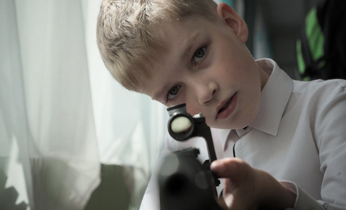Russian teacher exposes school war propaganda in Mr. Nobody ...