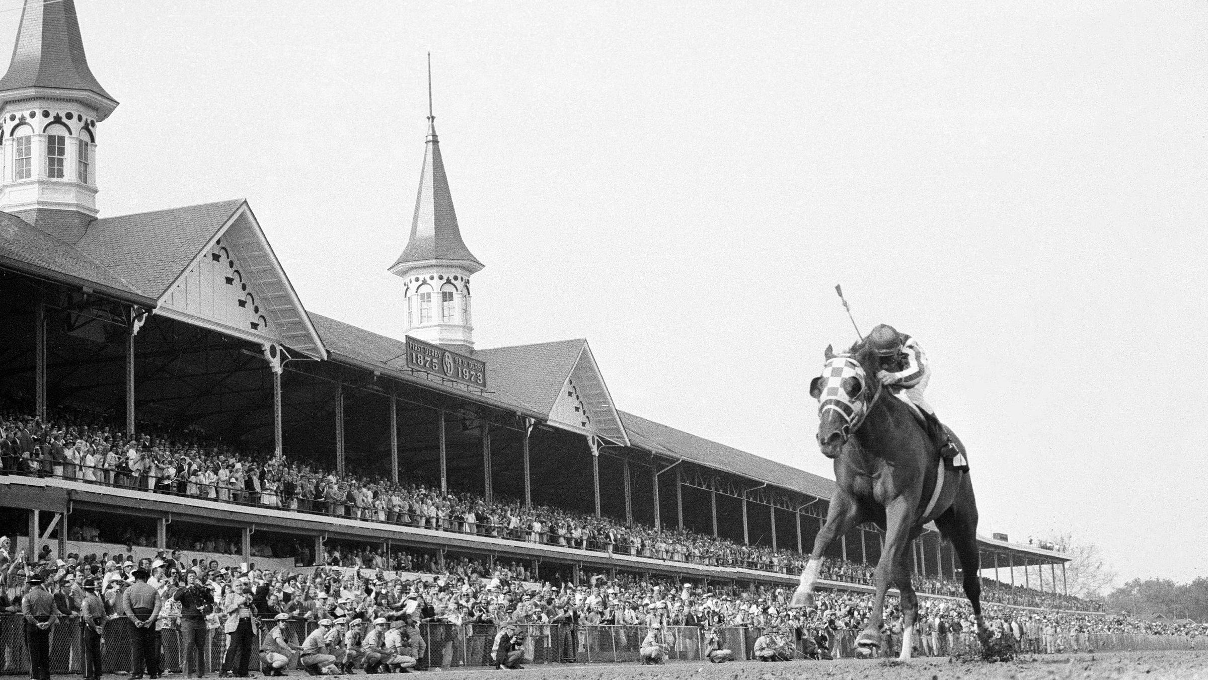 Secretariat 50th anniversary: See record-breaking Kentucky Derby win