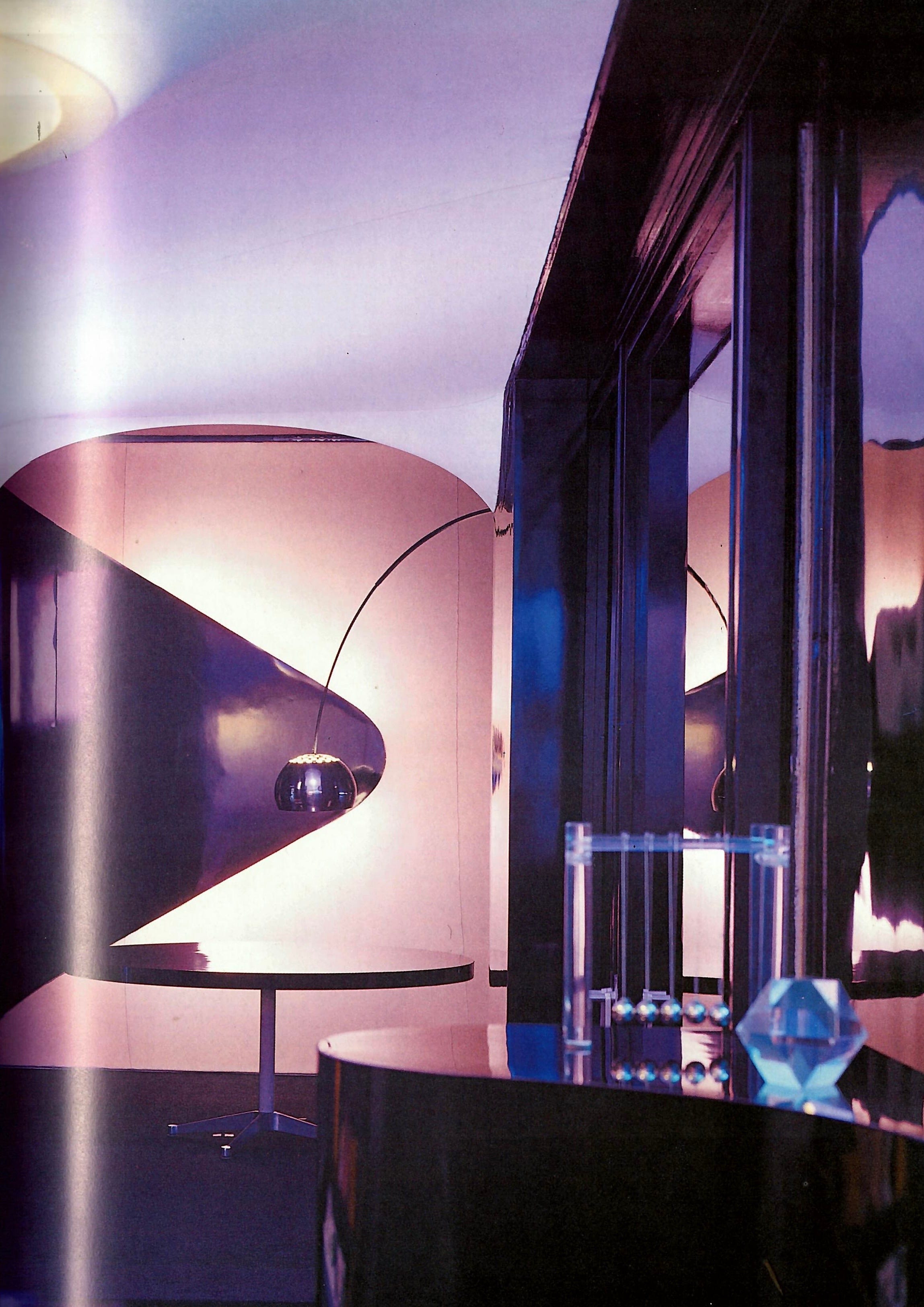 Excerpt from the book “Italian Living Design” by Giuseppe Raimondi. Shown on In Corso Studio, a vintage furniture platform in Toronto