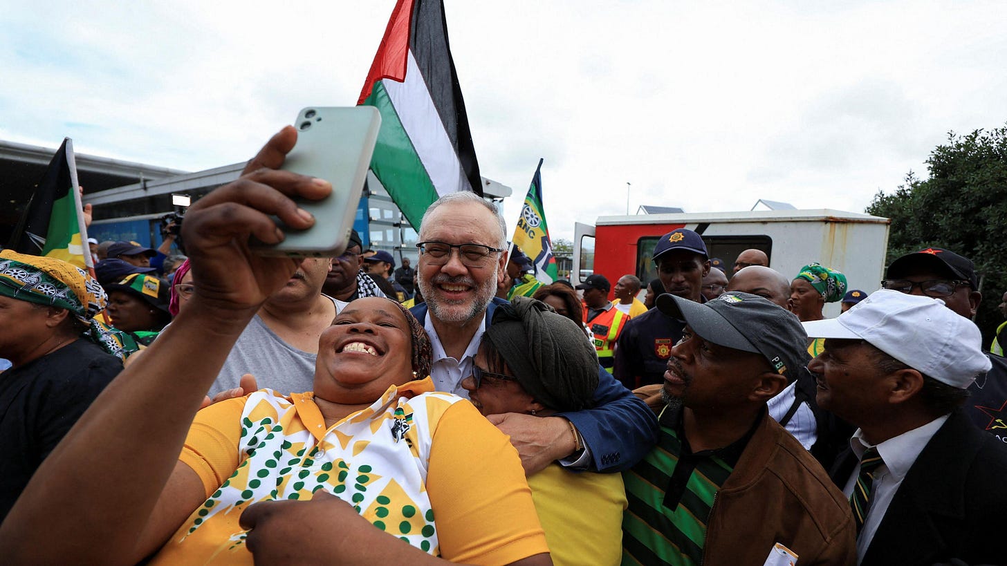 Ebrahim Rasool: South Africa envoy has 'no regrets' after being expelled from US - BBC News Ebrahim Rasool: South Africa envoy has 'no regrets' after being expelled from US - BBC News