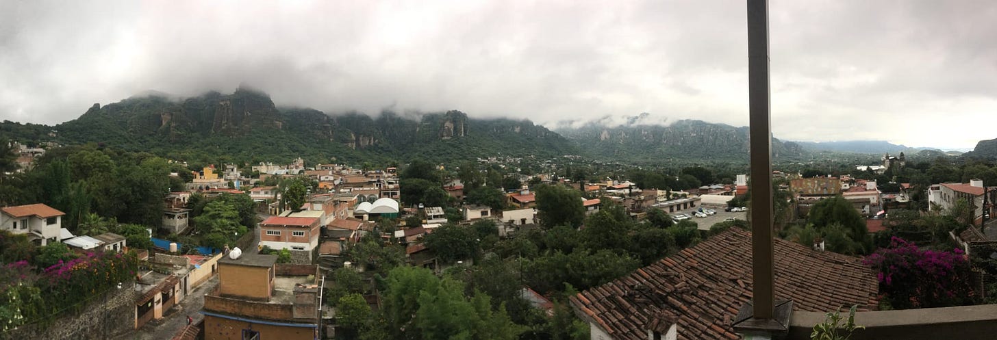Go see the Aztecs! A Christmas story from Tepoztlán and a New Year's Message Go see the Aztecs! A Christmas story from Tepoztlán and a New Year's Message