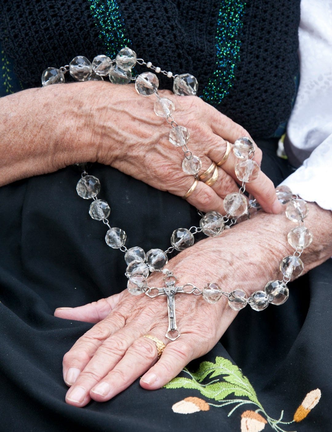 clear beaded rosary clear beaded rosary