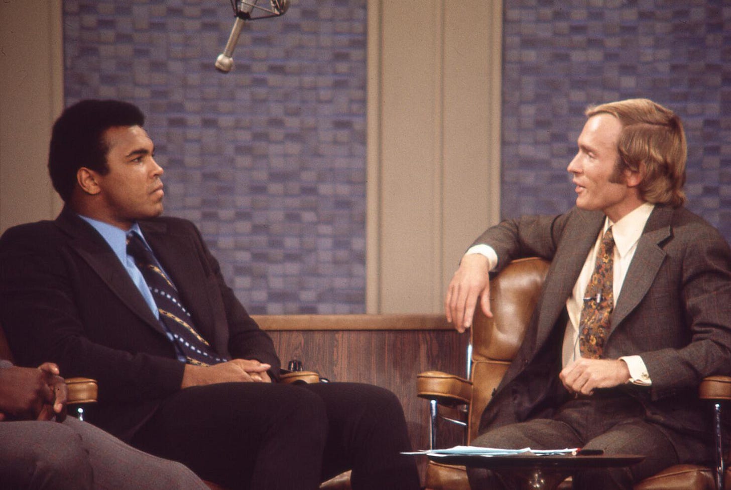 HBO doc shows Muhammad Ali and Dick Cavett, late-night champs - Los Angeles  Times