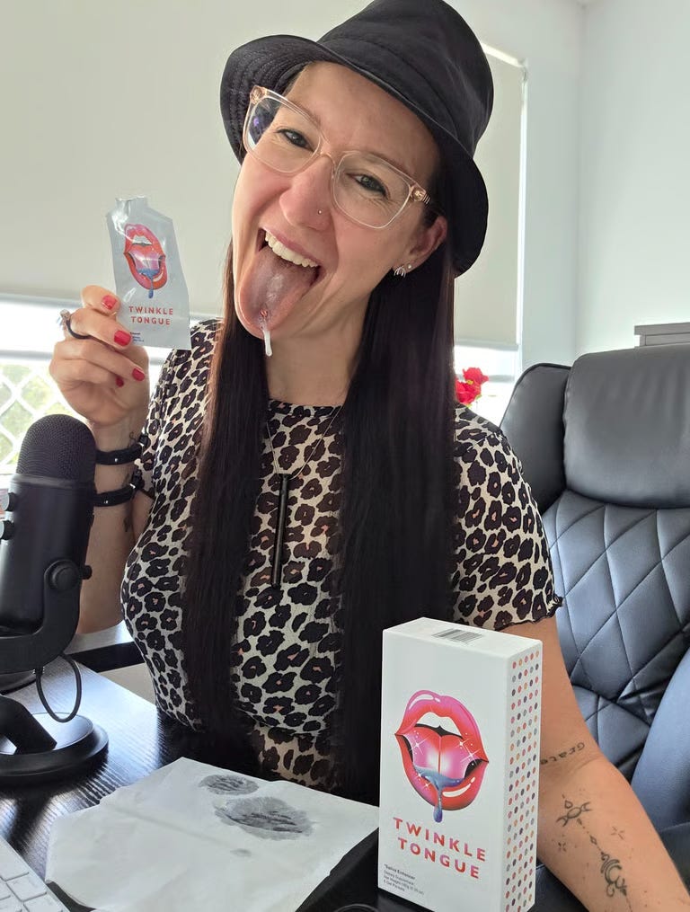 Twinkle Tongue saliva enhancer supplement with Pleasurelit Patricia