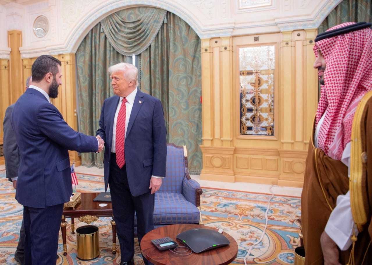 Trump se reúne com presidente sírio e pede que ele estabeleça laços com  Israel