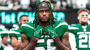 Linebacker Quincy Williams ...