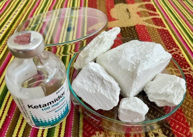 r/drugsarebeautiful - Now that you mention it, yes, I would love some sleepy sauce drizzled over my vanilla ice cream.