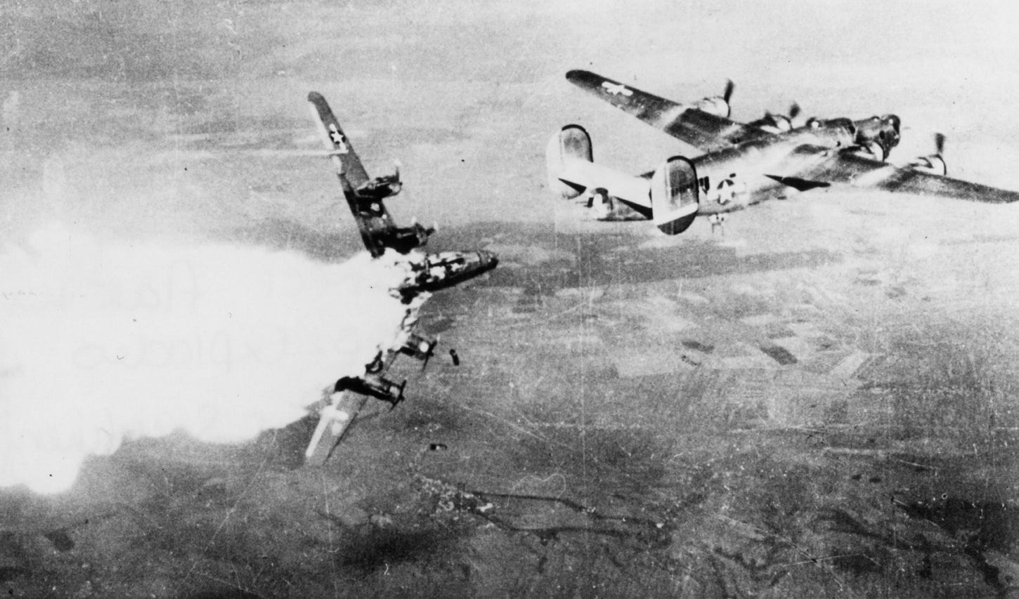 41-28853 | American Air Museum