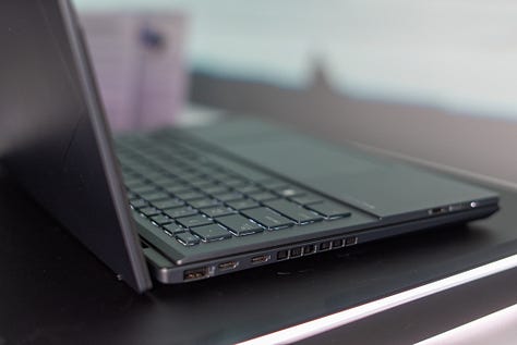 Asus Zenbook Duo 2024