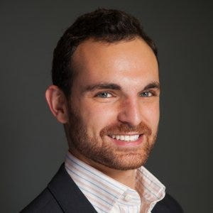 aaron headshot.jpg