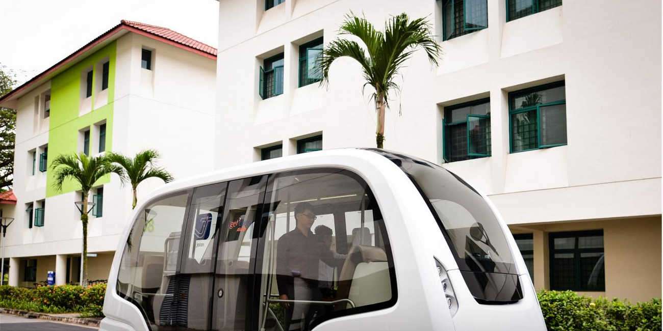 Singapore’s Driverless Proving Ground: How Chinese AVs Are Turning Pilots Into Proof