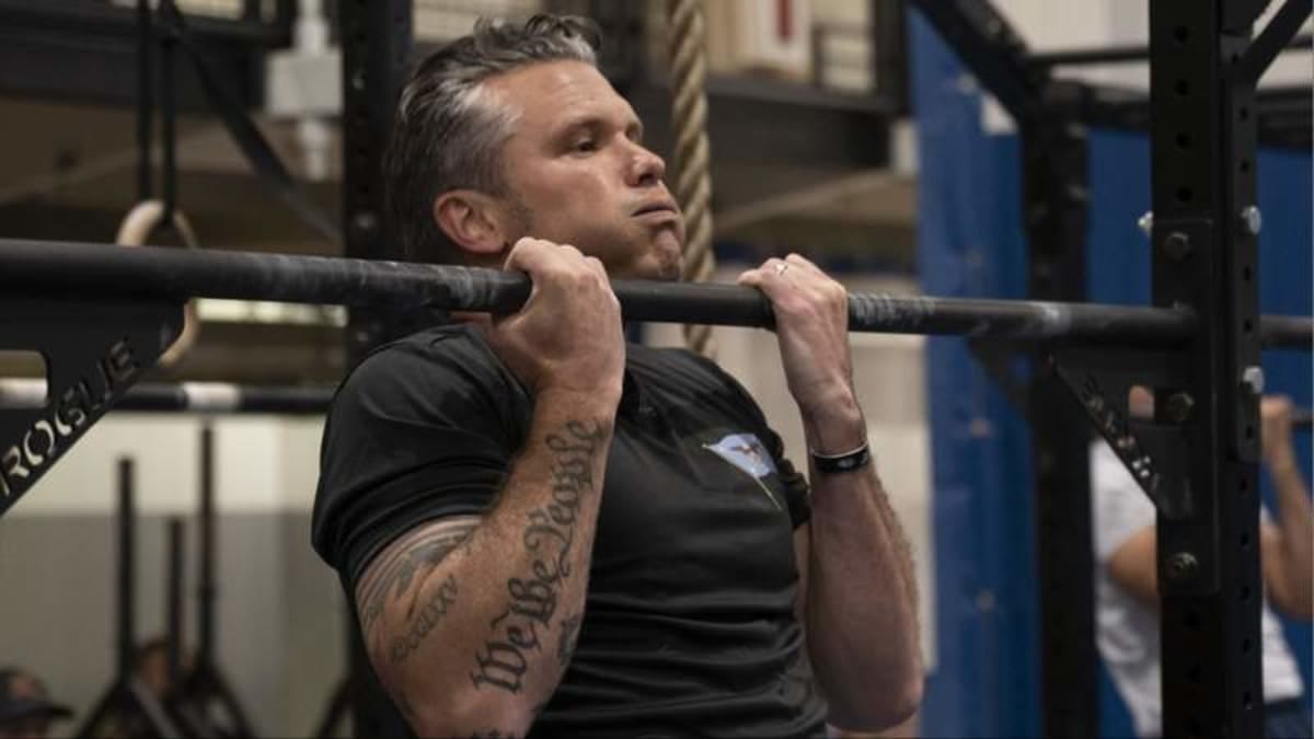 Pete Hegseth Ridiculed Over 'Embarrassing' Workout Form as Experts Question  His Fitness - AOL