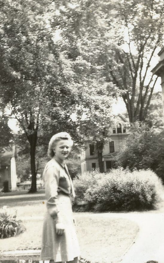 Lillian E. Lehtonen