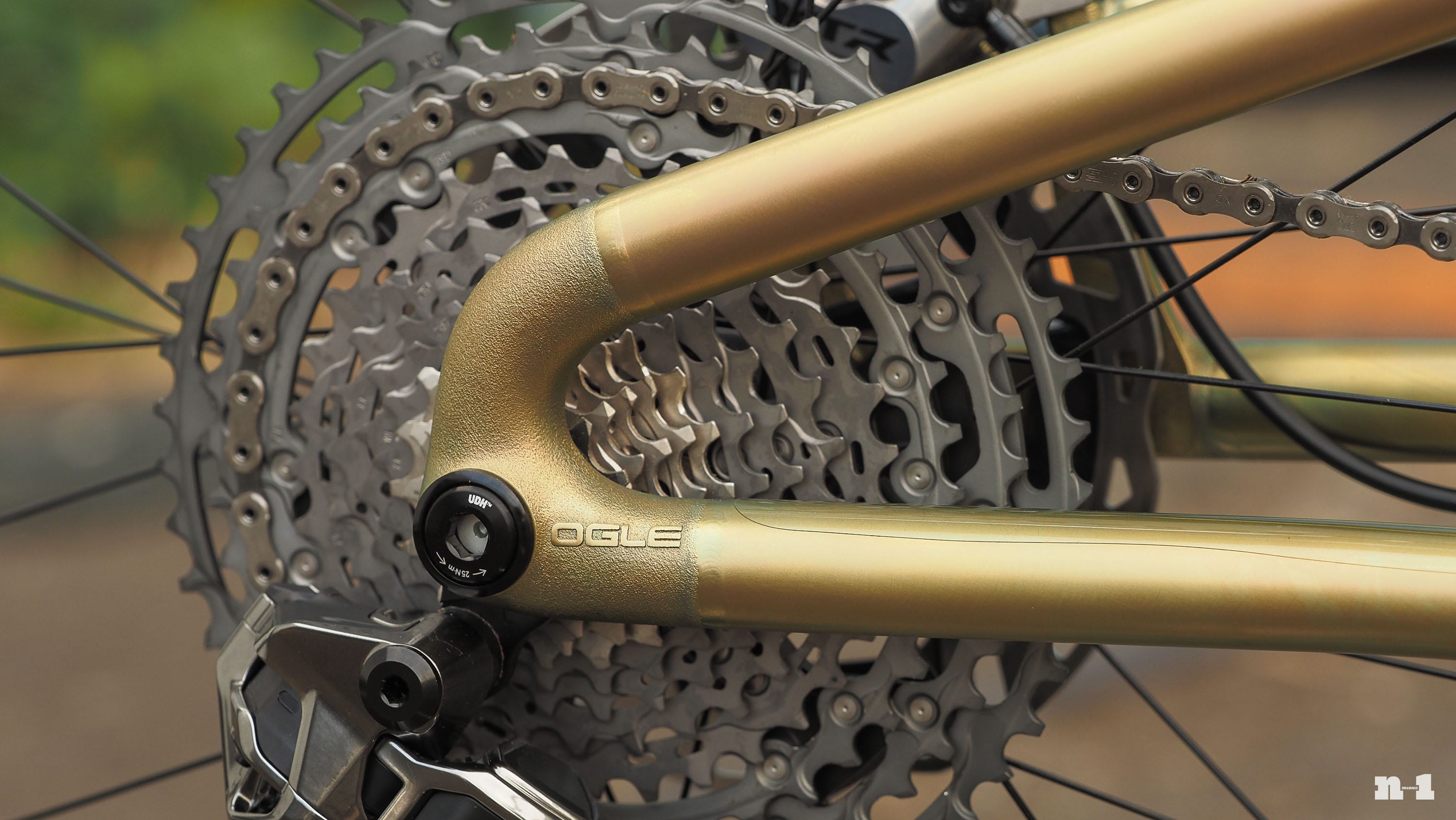 Firefly full-suspension titanium prototype UDH