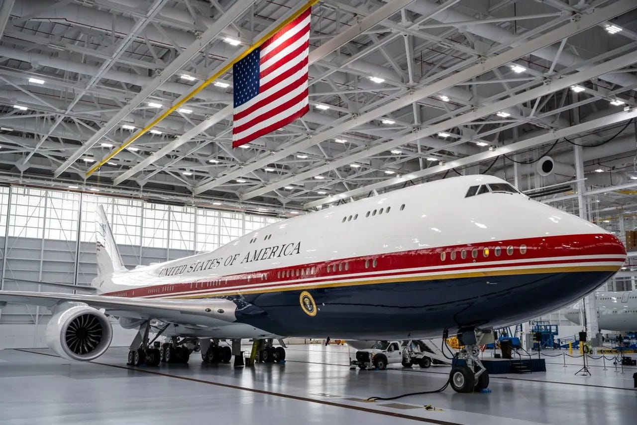 A flying White House' — Trump unveils Qatari 747 ahead of joining Air Force One fleet - TRT World A flying White House' — Trump unveils Qatari 747 ahead of joining Air Force One fleet - TRT World