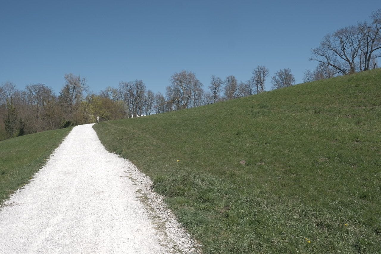 Walk with us along Bern's Aare river