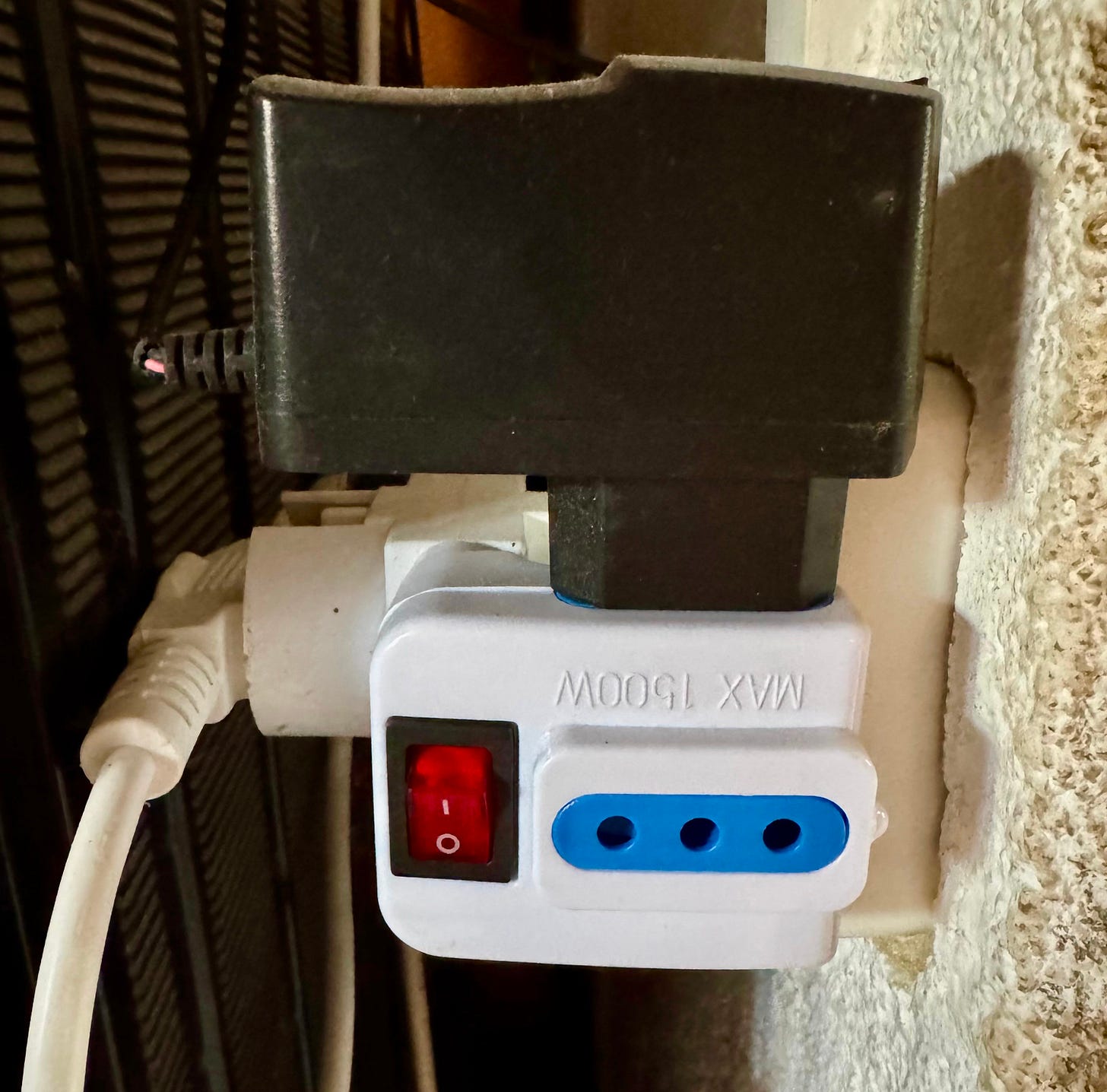 presa elettrica con interruttore incorporato