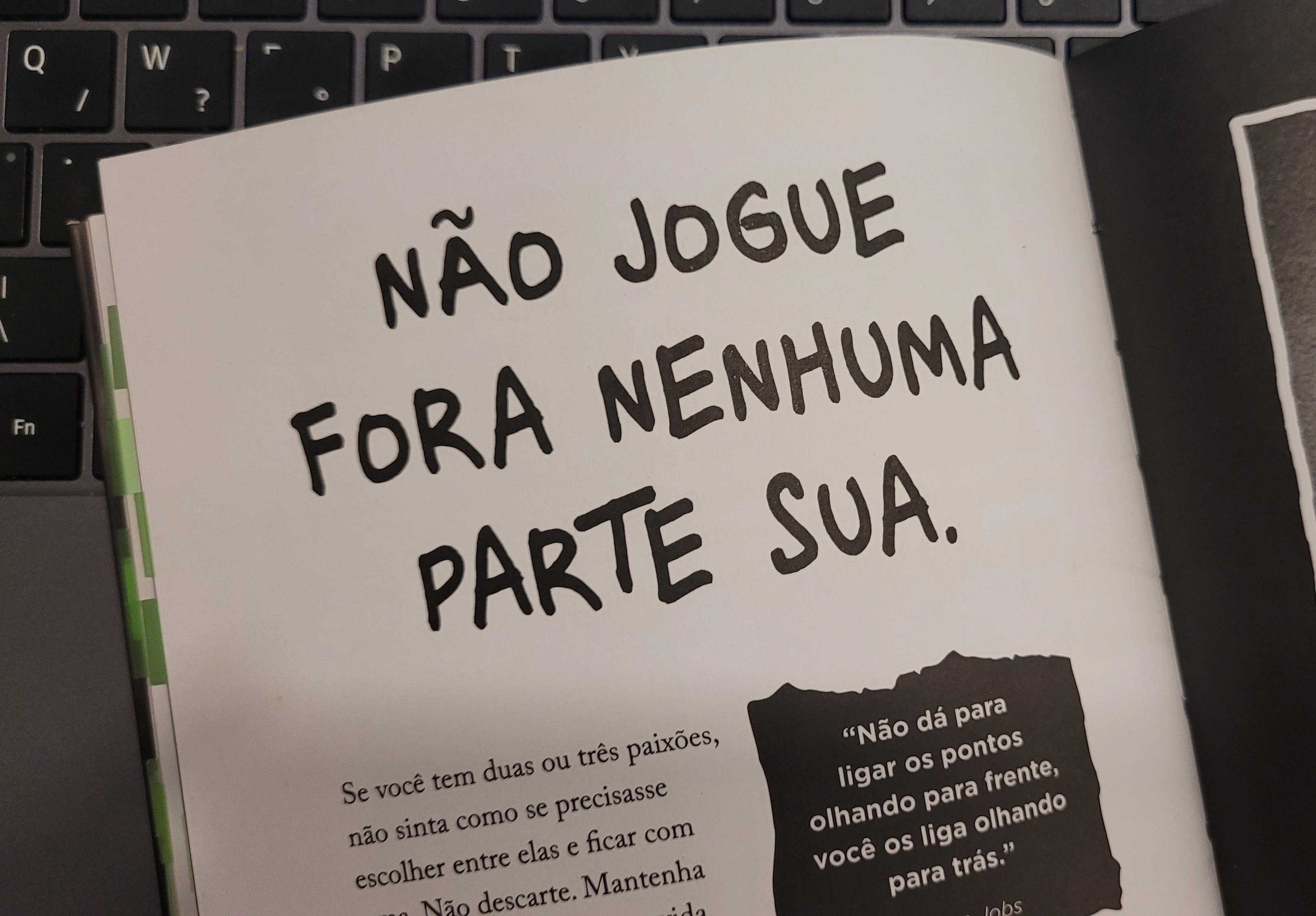 Não importa o que aconteça ou quão ruim pareça hoje, a vida continua e será  melhor amanhã., image size:3258x2268