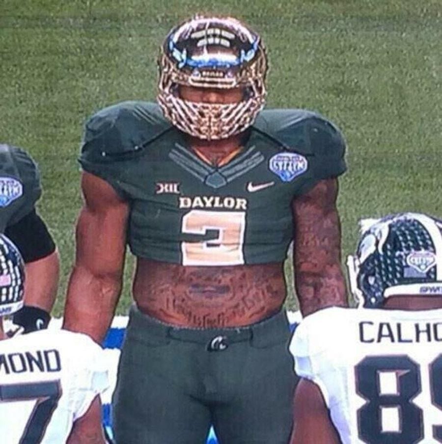 Deadspin | Baylor Defensive End Shawn Oakman Is An Enormous Man