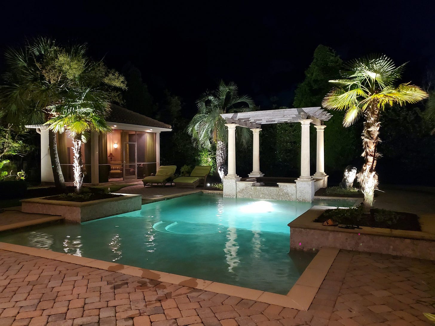 Backyard of Mark Minervini's house