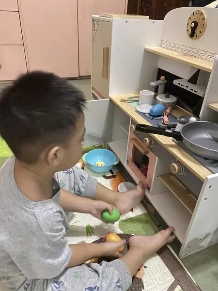 One Elephant wooden kitchen set