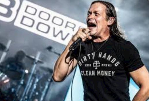 A person singing into a microphone
AI-generated content may be incorrect. A person singing into a microphone
AI-generated content may be incorrect.