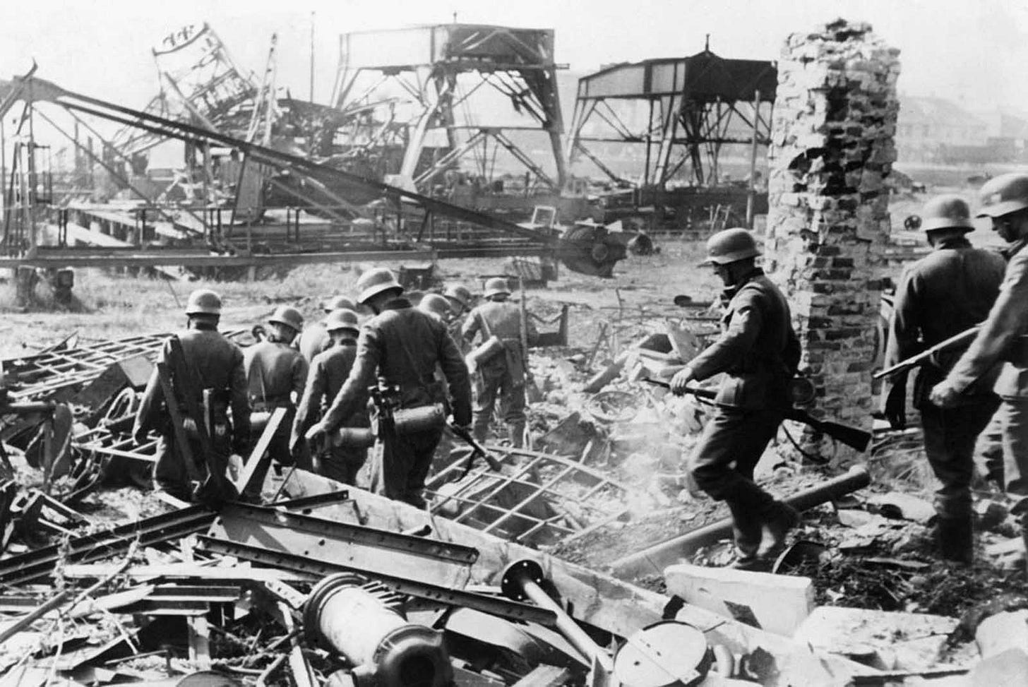 German soldiers inspecting Westerplatte on September 7, 1939, after its surrender. A small Polish garrison of fewer than 200 incredibly held off German forces for seven days. German soldiers inspecting Westerplatte on September 7, 1939, after its surrender. A small Polish garrison of fewer than 200 incredibly held off German forces for seven days.