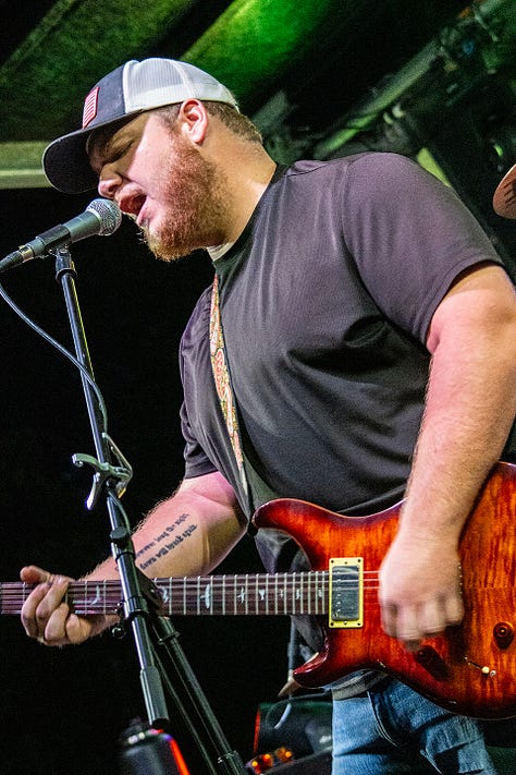 Zack Crow and his band / photos by Troy Larson © The Burn Shop