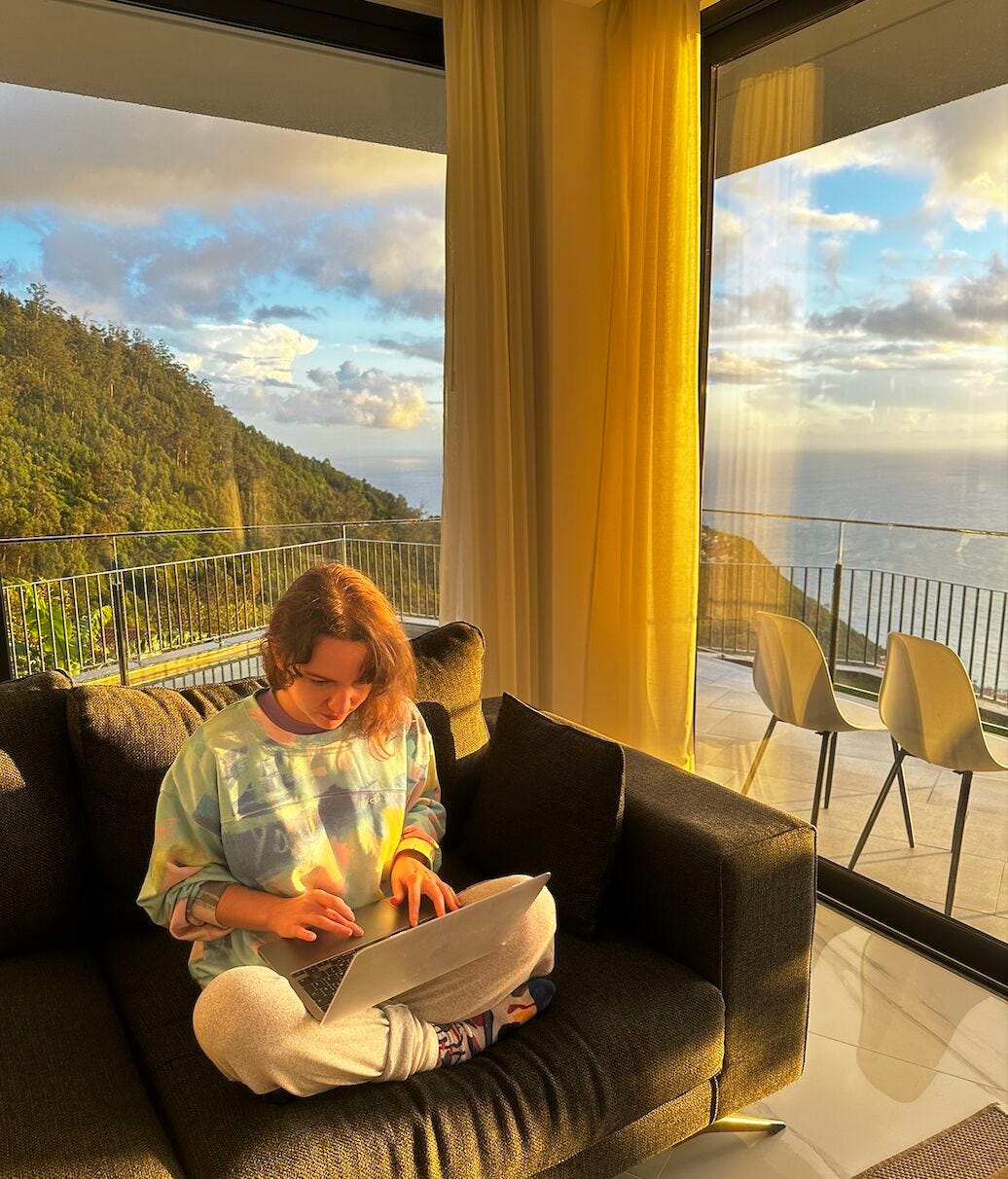 No alternative text description for this image No alternative text description for this image