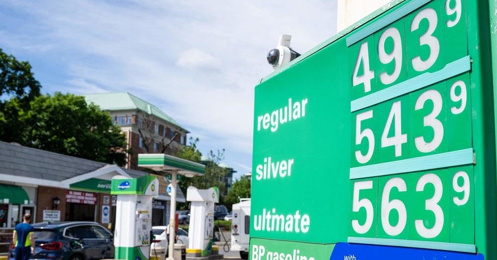 Gas prices fall below $5 per gallon in the first weekly drop since April |  Georgia Public Broadcasting