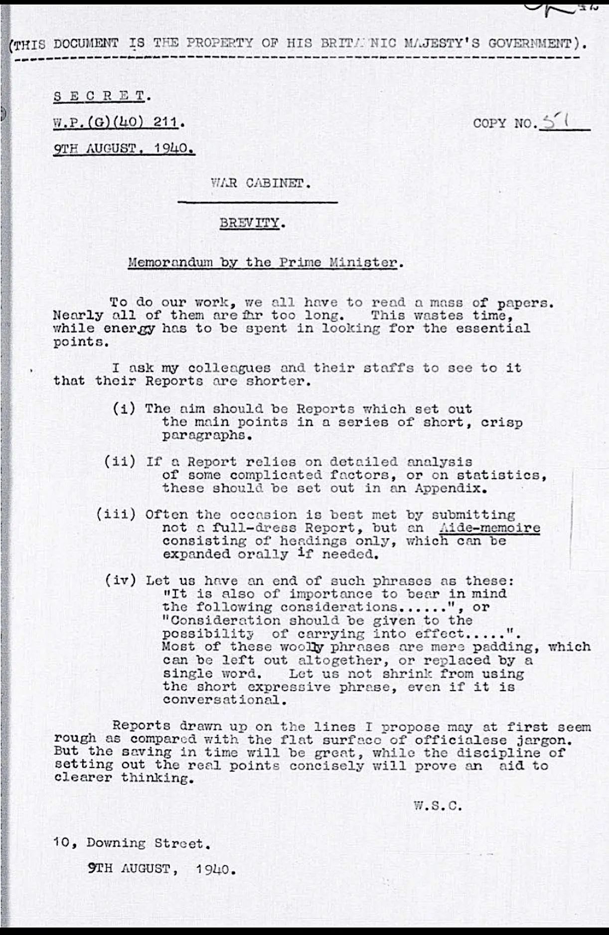 Não foi fornecido texto alternativo para esta imagemMemorando de Winston Churchill de 1940 ao Gabinete de Guerra britânico pedindo relatórios curtos, objetivos e livres de jargões — documento histórico sobre escrita clara e eficiente.