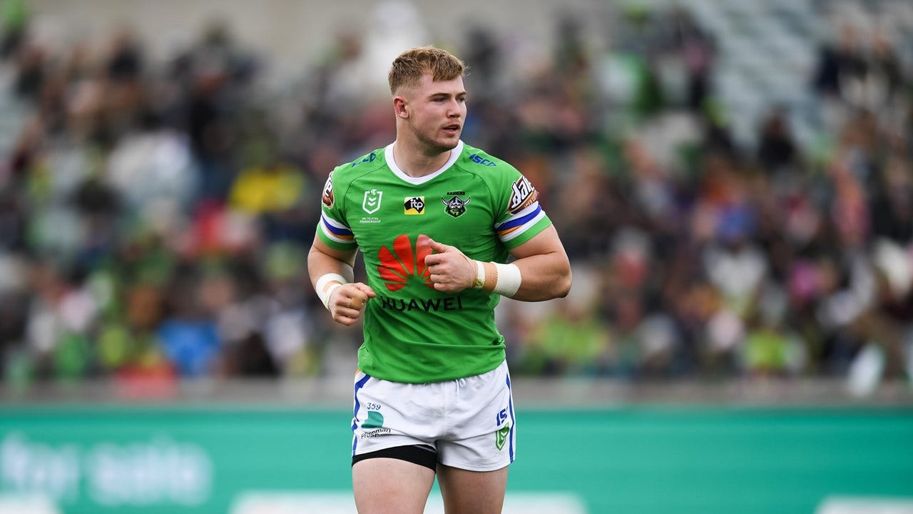 He didn't gouge the kid": Ricky Stuart defends Hudson Young over eye gouge  claims | NRL.com