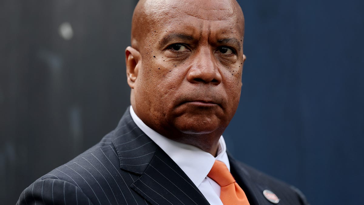 Kevin Warren's stadium debacle a painful reminder for Chicago Bears
