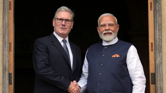 Britain's Prime Minister Keir Starmer welcomes Indian Prime Minister Narendra Modi at Chequers near Aylesbury, England, Thursday, July 24(AP) Britain's Prime Minister Keir Starmer welcomes Indian Prime Minister Narendra Modi at Chequers near Aylesbury, England, Thursday, July 24(AP)