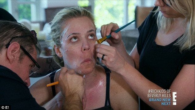 khloe kardashian peeled down kuwtk khloe kardashian peeled down kuwtk