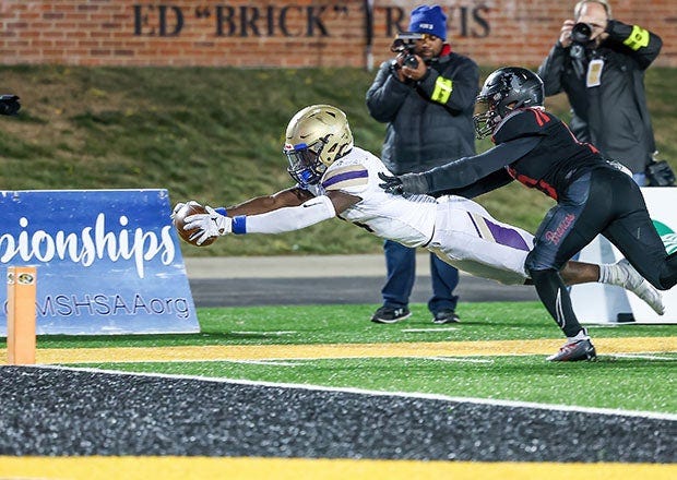 Jeremiyah Love named 2022 MaxPreps Missouri High School Football Player of  the Year Jeremiyah Love named 2022 MaxPreps Missouri High School Football Player of  the Year