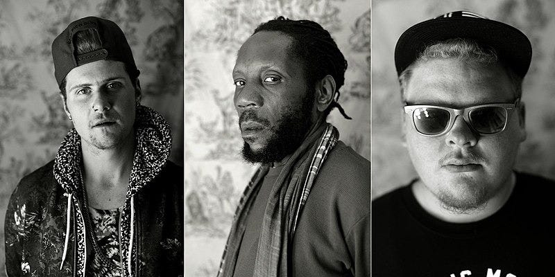 File:Too Many Zooz - 7ème Vague 2015.jpg File:Too Many Zooz - 7ème Vague 2015.jpg