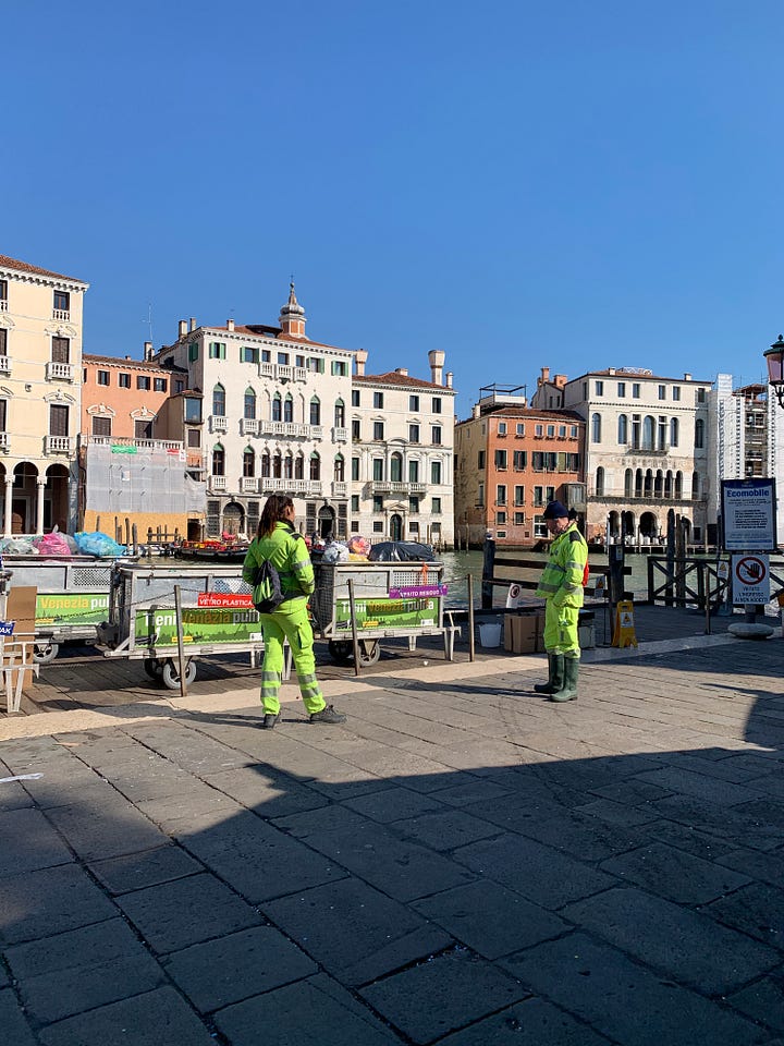 Venice one day itinerary ideas: Morning in Rialto