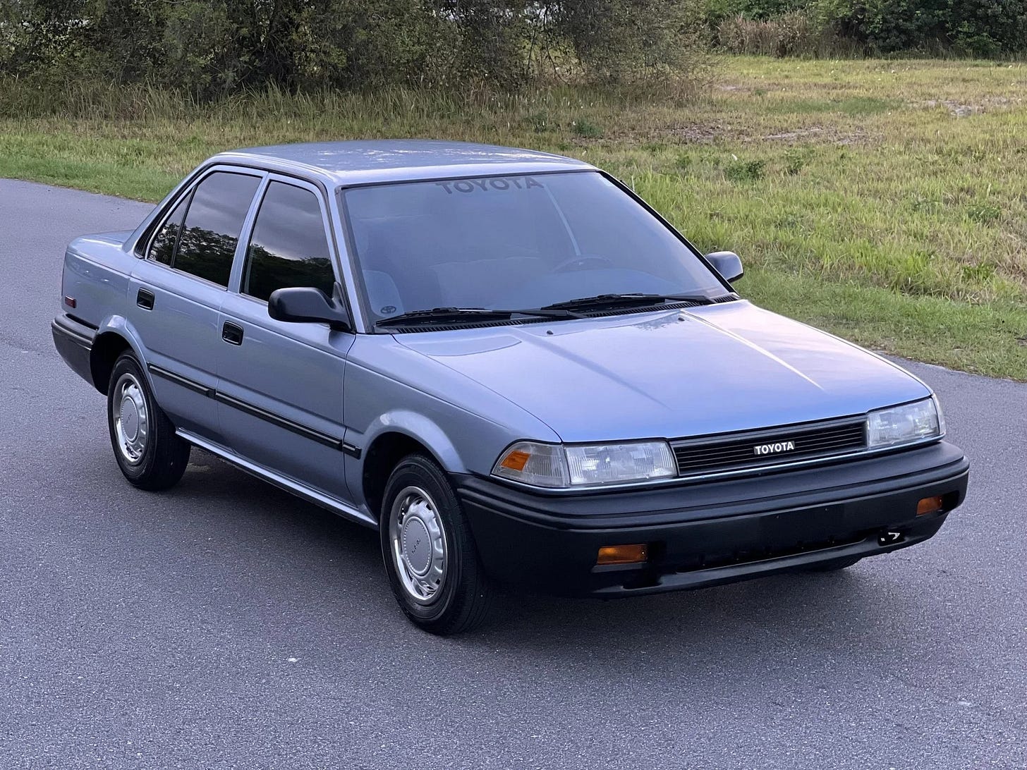 1988 Toyota Corolla Sells for $17,000 With No Reserve, the Buyer Is More Than Happy - autoevolution 1988 Toyota Corolla Sells for $17,000 With No Reserve, the Buyer Is More Than Happy - autoevolution