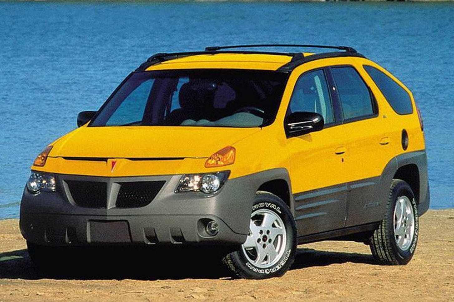 The Pontiac Aztek Didn't Fail Because It Was Ugly. It Failed Because It Was  Lazy