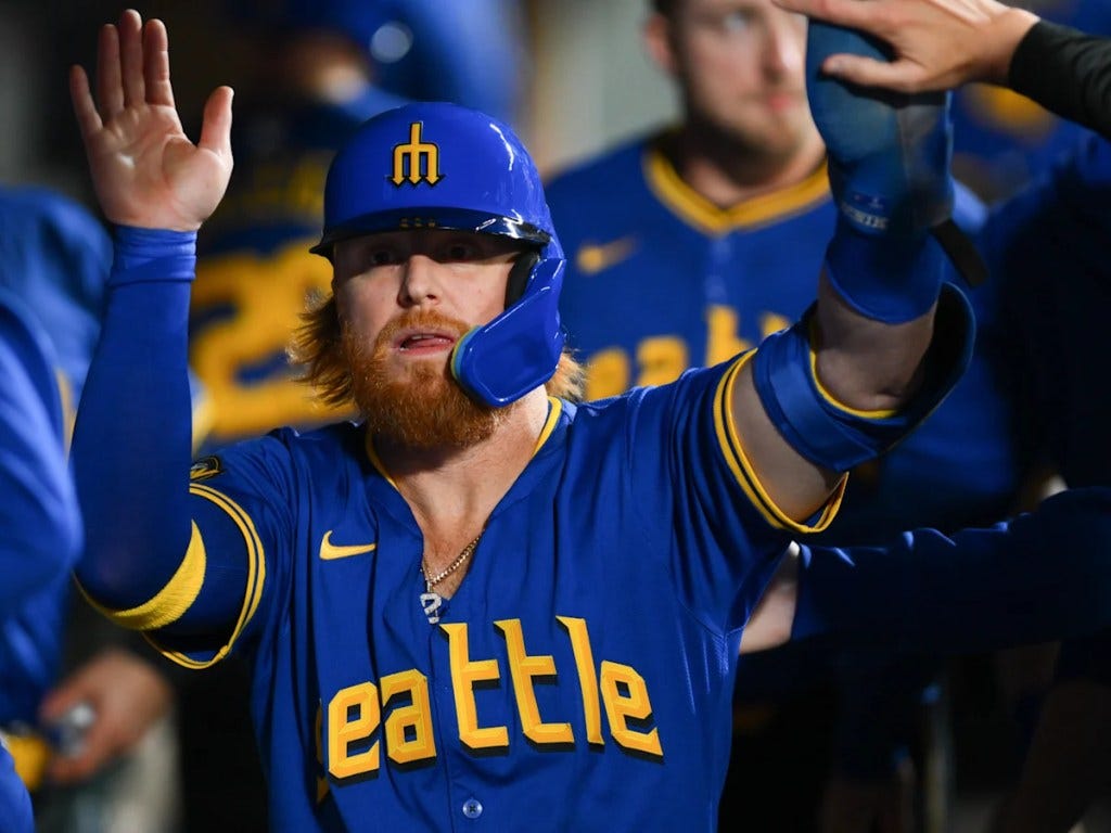 Justin Turner Wants to Stay With Mariners – Fantom Sports Industries