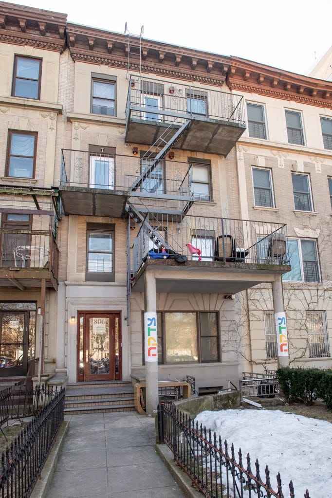 Yeshiva that received the laundered cash -- Colel Chabad, 806 Eastern Parkway.